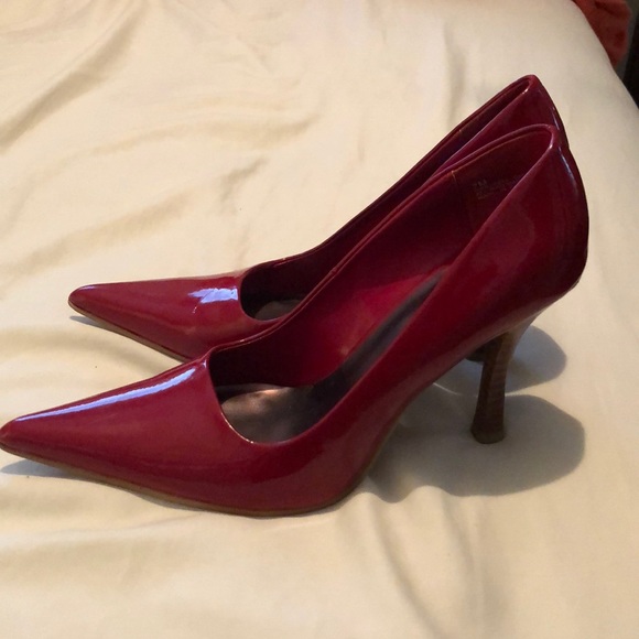 Red MIA High heels - Picture 2 of 2